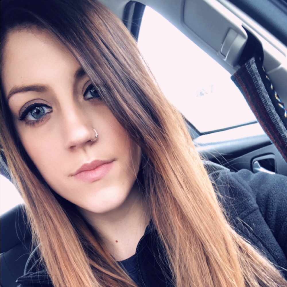 Meet your Posher, Lizzy